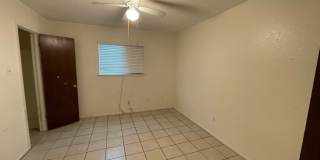 3/2 Southside 1800 sqft, pet friendly, enclosed yard Gallery 18