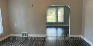 2124 Eastern Ave NE Gallery 12