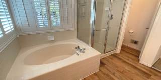 Stunning 3 Bedroom, 2 Bathroom Home in San Carlos Gallery 17