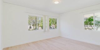 2007 West Kenneth Road Gallery 7