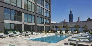 1135 W Van Buren St Gallery 8