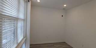 1524 RIDGE AVENUE Gallery 7