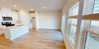 908 Yarn Way Gallery 2