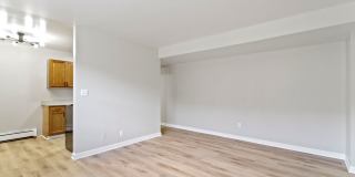 Courts Gallery 27