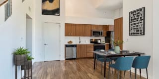 Summit at Wash Park Apartments Gallery 3