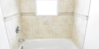 333-335 E Duncan Street Gallery 28