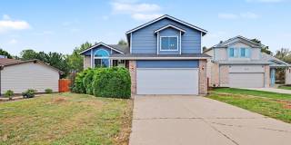 Great home on Cul-De-Sac, Big Yard, Views! Move in Ready NOW! Gallery 1