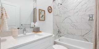 2677 Hiawatha Avenue Gallery 10