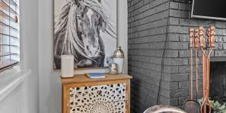 417 Williams St Gallery 6