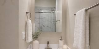 1014 W George Street Gallery 30