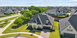 350 Pearland Drive Gallery 1