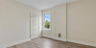 511 CONARROE Street Gallery 6