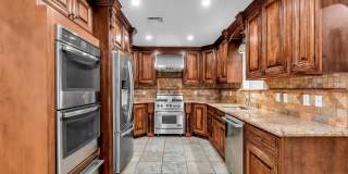 455 W Lincoln Avenue Gallery 10