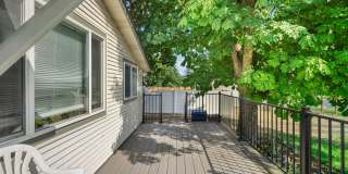 Cozy 1-Bedroom Rental – All Utilities Included! (Furnished) Gallery 17