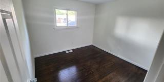 30801 Birchwood Street Gallery 8