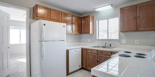 Colonial Village Gallery 10