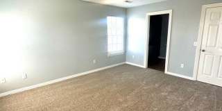 Large 3 BR 2.5 BA In Bentonville! Gallery 12