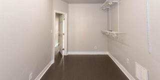 Spacious 3 Bedroom Townhome Gallery 25