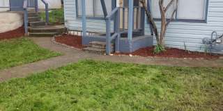 1779 Southeast Giles Street Gallery 1