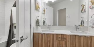 Greenwood Townhome Gallery 18