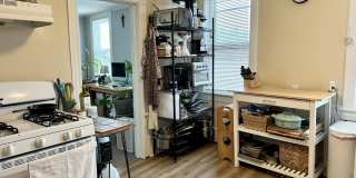 500 Main Street unit: Upper Front Gallery 7