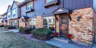 South Denver, 2 bed 2.5 bath Townhome, 2 Car Parking, Close to Light Rail South Denver, 2 bed 2.5 bath Townhome, 2 Car Parking, Close to Light Rail Gallery 1