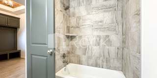 Beautiful 3 Bedroom Home in Azalea Farms in Noble Gallery 15