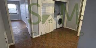 Updated 2BR/2BA on Bardstown Road with all utilities included now available! Gallery 18