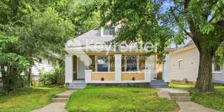 Move-In Special! 2 Weeks FREE Rent on This Charming Southwest Indy Duplex Gallery 1
