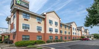 Suites Indianapolis - Airport Gallery 1