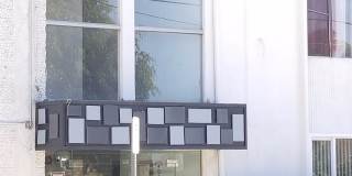 1600b Gallery 3
