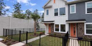 11102 QUANTUM Court Gallery 8