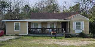 950 Quinlan Drive Gallery 1