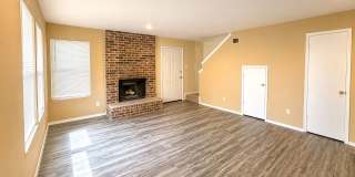 NEW IN MANAGEMENT - AVAILABLE NOW Gallery 4