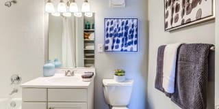 The Green at 9&90 Gallery 38