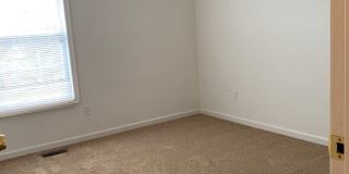 3 Bedroom 2.5 Bath Townhouse Gallery 1
