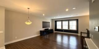 Incredible Townhome in Near Uptown with Move-In Special! Gallery 5