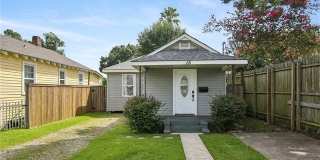 15 CRISLAUR Avenue Gallery 1