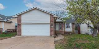 Beautiful 4 Bed 3 Bath in Andover School District! Gallery 1