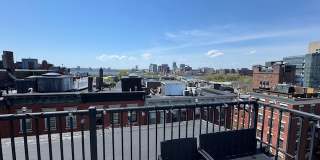 32 Grove St Gallery 10