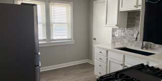 2 Bed 1 Bath + Bonus Room Gallery 7