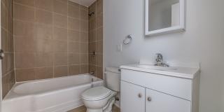 7927 S Ellis Ave Gallery 9