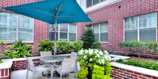 West End Village Gallery 18