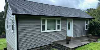 2 Bedroom Close to Downtown Blacksburg In the county Gallery 1