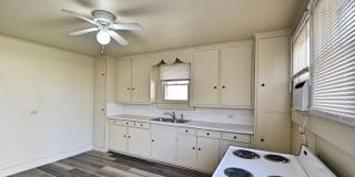 875 Porter Gallery 7