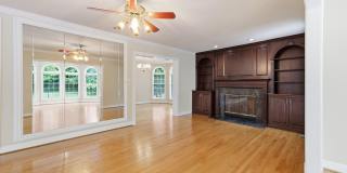 2725 OLDEWOOD Drive Gallery 16