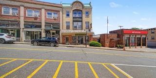 409 Main St Gallery 1
