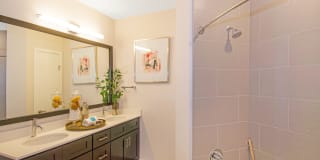 Liberty Bay Club Gallery 18