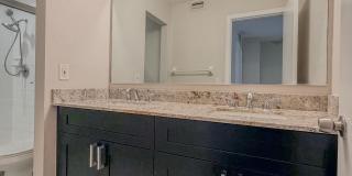 1913 N Congress Avenue Gallery 16