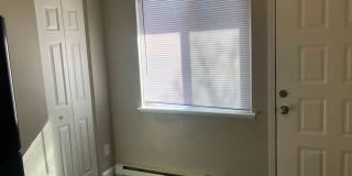 Top Unit Available! 2 Bed 1 Bath Condo Gallery 9